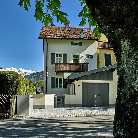 Alpenwelt Ii